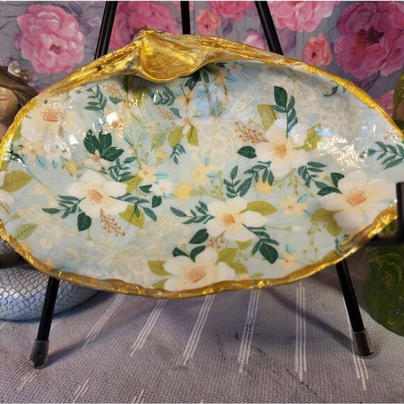 DECOUPAGE CLAM SHELL DECOUPAGE FLOWERS TRINKET DISH - Picture 1 of 8